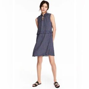 NWOT H&M Navy White Print Sleeveless Dress Viscose Tie Neckline Ruffle Size 4
